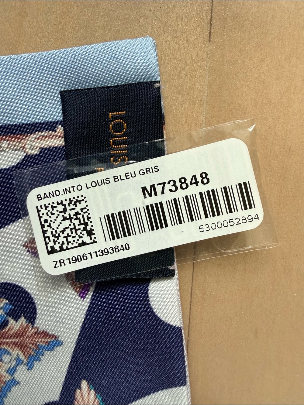 Louis Vuitton "Into Louis" Silk Bandeau – Bleu Gris – NIB/NWT - Picture 3 of 7